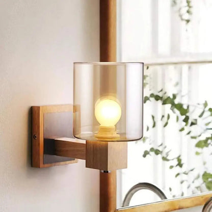 ErynShine | Retro væglampe med glas og træ