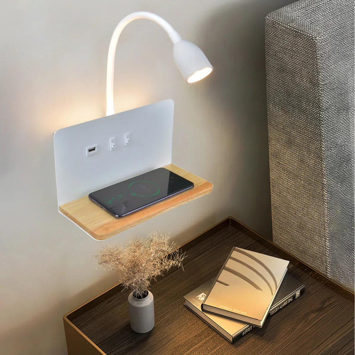ChargeLight – Væglampe med USB og LED