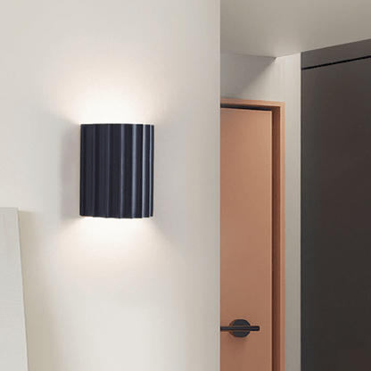CurveLight - Elegant bueformet væglampe