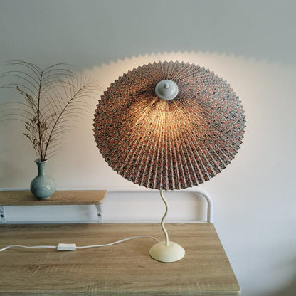PlooiLicht - Elegant Table Lamp with Playfully Pleated Shade