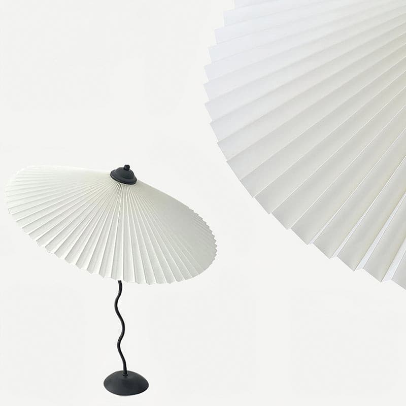 PlooiLicht - Elegant Table Lamp with Playfully Pleated Shade