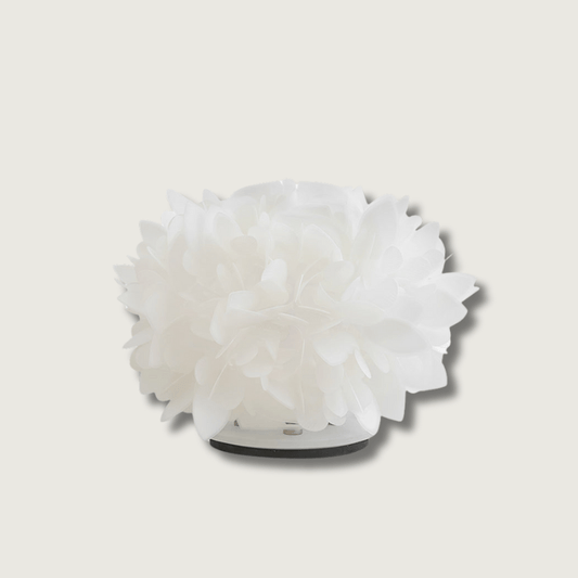 NatureLuxe – Table Lamp with Metal and Natural Petals
