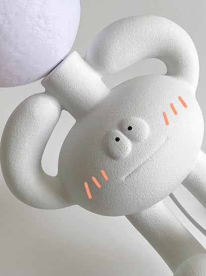 BotLuxe - Bordlampe med kreativt robotdesign og behageligt skær