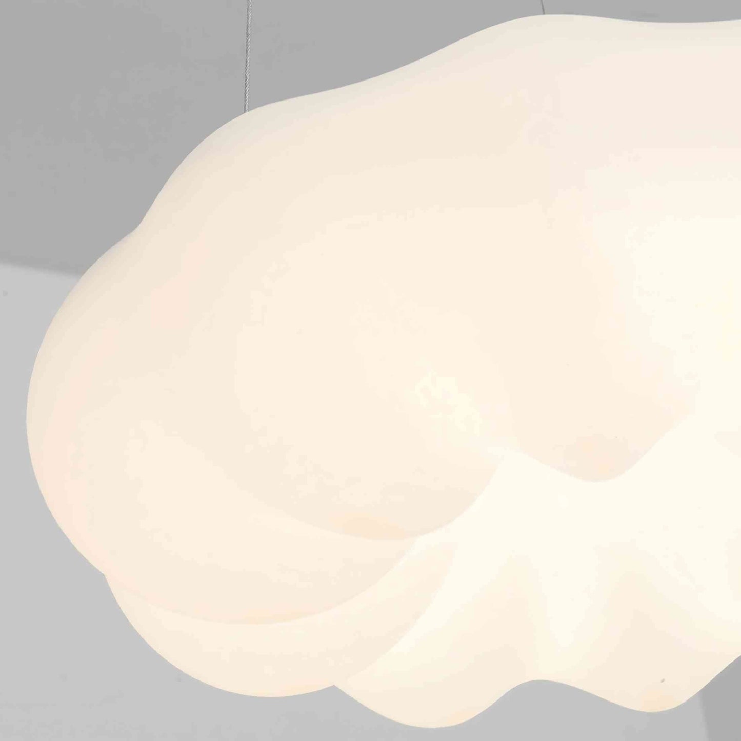 LuxeKumo - Ceiling Light with Subtle Japanese Design and Warm Light Distribution