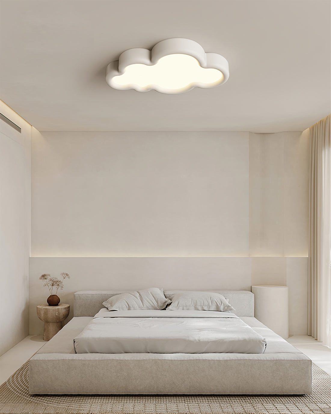LuxeCrown - Ceiling Light with Queen Style and Subtle Lighting
