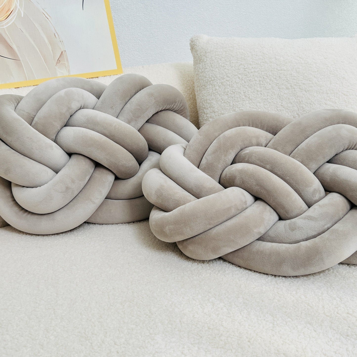 SnugKnot - Stilvolle Wohnzimmerkissen