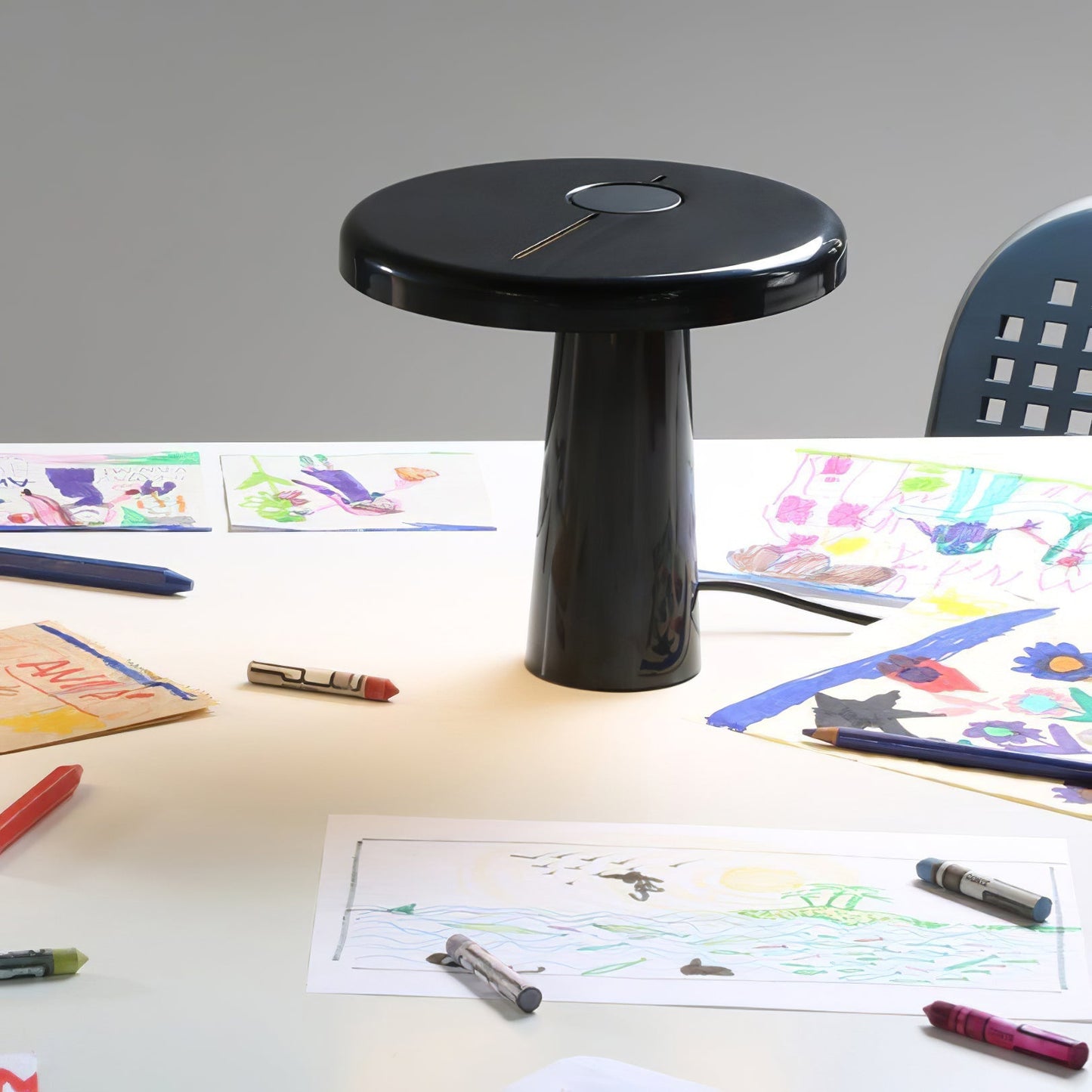HoopLuxe - Moderne LED-bordlampe med stilfuldt rundt design